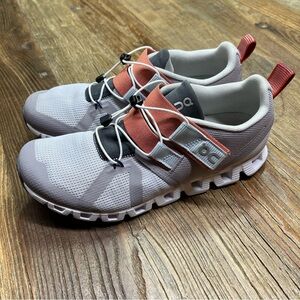 On Cloud Women’s Nexus Sneakers Size 7.5